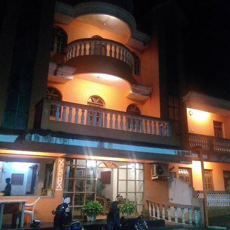 Palm Grove Hotel Cavelossim Eksteriør billede